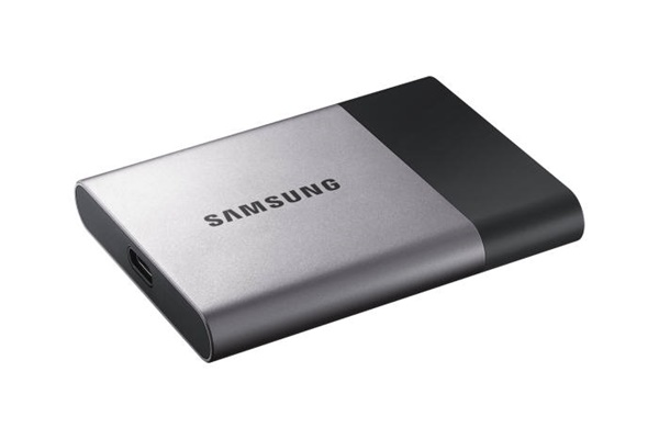 Samsung Electronics had made $5.4 billion in sales, which is a value that is 51.6% greater than previous year, in all SSD markets and has maintained its number 1 position with 39% in market shares.